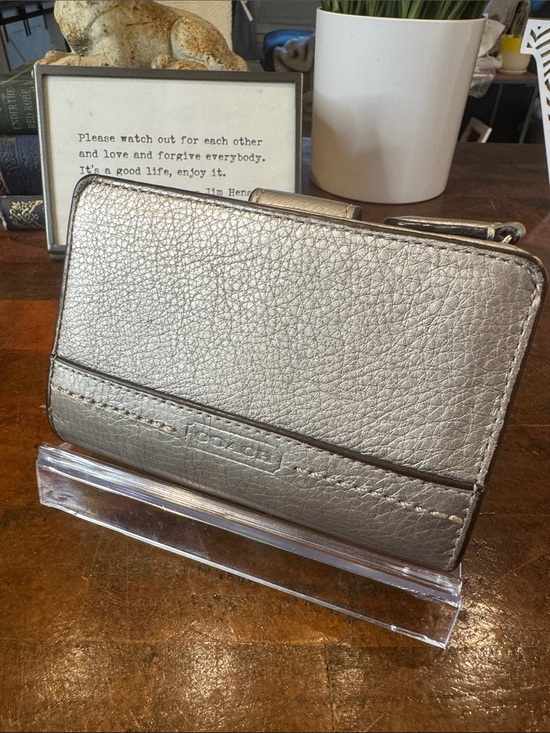 Coach Handbags - Coach Metallic Silver Pebbled Leather Zip Wallet